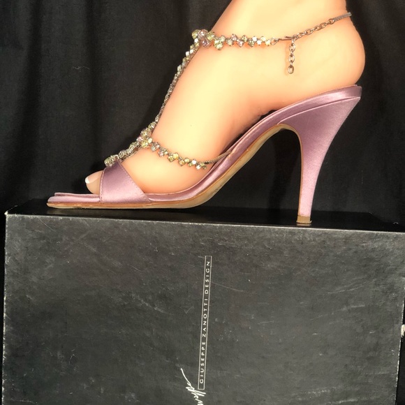 Giuseppe Zanotti lavender color high heels sandals with crystals Sz 8 eu 38 - Picture 3 of 16